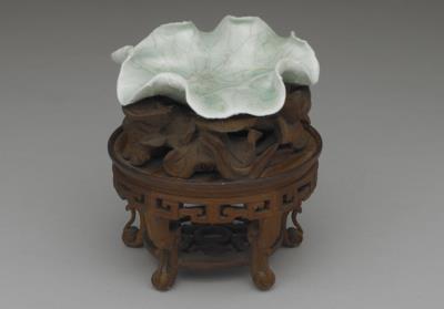 图片[2]-Lotus-leaf-shaped washer in celadon glaze. Xianghu ware., Song to Qing dynasty, 12th – 18th century-China Archive